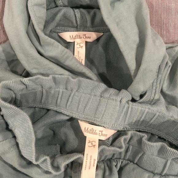 Matilda Jane sweat suit kids size 6 - Picture 7 of 7